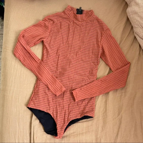 Acacia One Piece - Picture 1 of 3